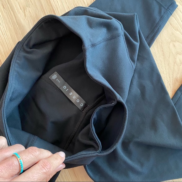 Designer Workout Bundle EUC - Picture 14 of 14